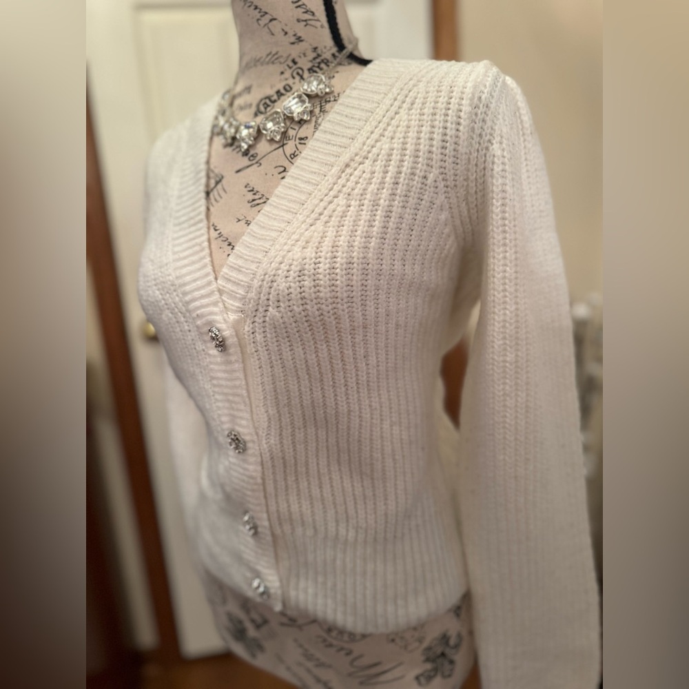 WHBM CROP white cardigan with rhinestone buttons and puff sleeve - Picture 3 of 13